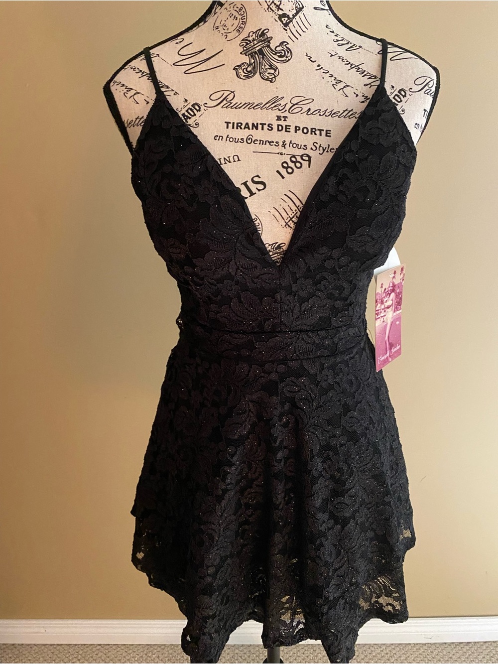 Black Lace Fit & Flare Spaghetti Strap Dress